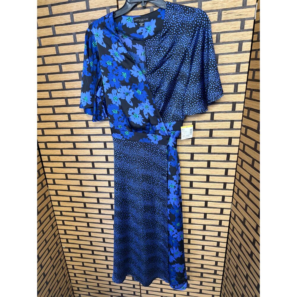 Simply Styled Blue And Black Floral Wrap Midi Dress Size Medium